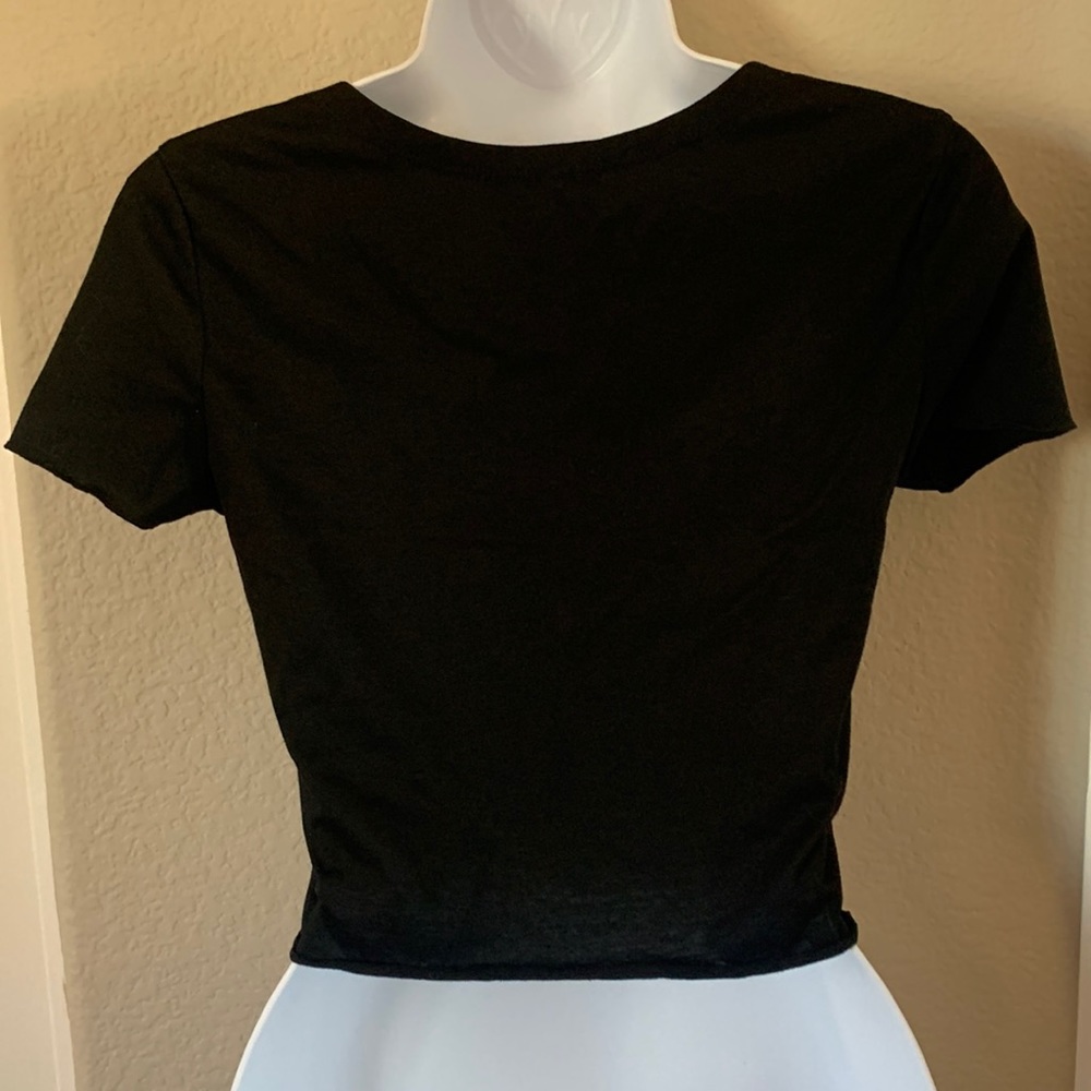 Basic Adjustable Crop Tee - Picture 3 of 4